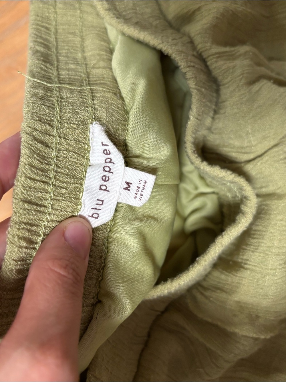 Blu Pepper Olive Green Crinkle Waistband Pants - Picture 2 of 2